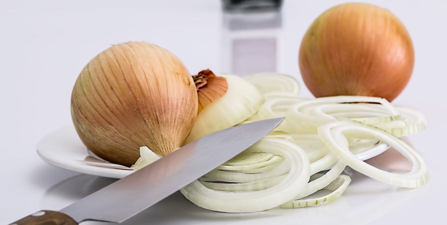 Маринованный лук без уксуса: сочная закуска на каждый день Маринованный лук без уксуса: сочная закуска на каждый день