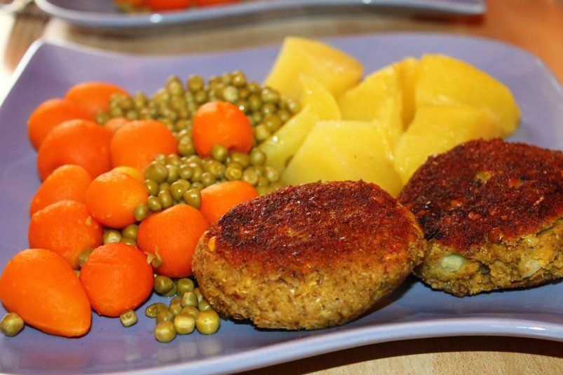 Вкус детства: рецепт нежных котлет «Школьные» Вкус детства: рецепт нежных котлет «Школьные»