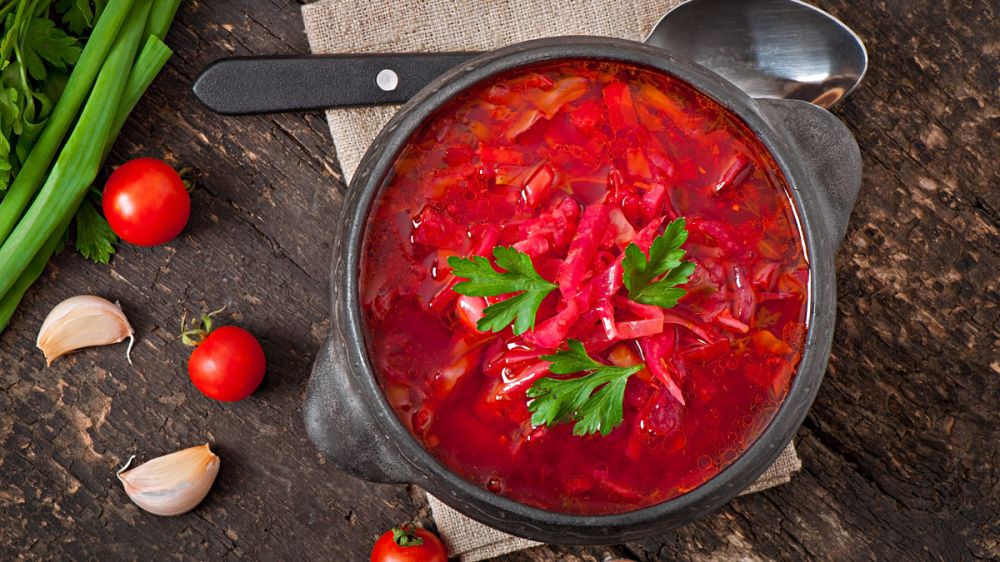 Грибная симфония в вашем борще: необычный ингредиент для яркого вкуса Грибная симфония в вашем борще: необычный ингредиент для яркого вкуса