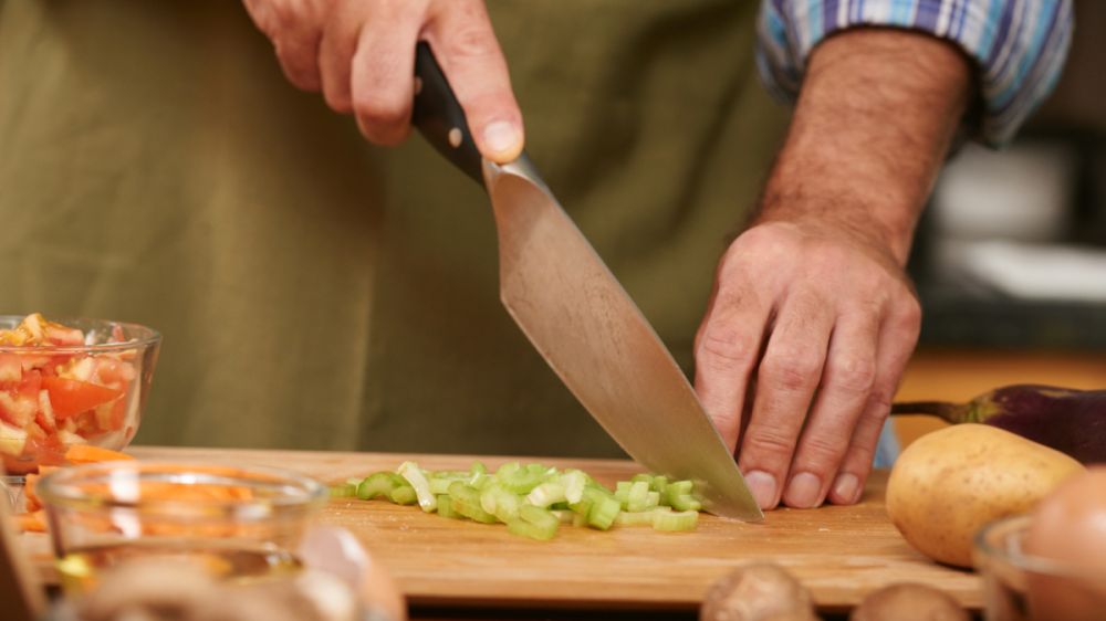 Как быстро и легко заточить кухонный нож до бритвенной остроты Как быстро и легко заточить кухонный нож до бритвенной остроты