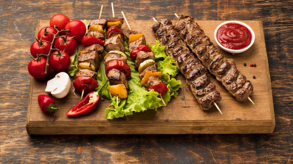 Секреты идеального шашлыка: как сделать мясо сочным и нежным Секреты идеального шашлыка: как сделать мясо сочным и нежным