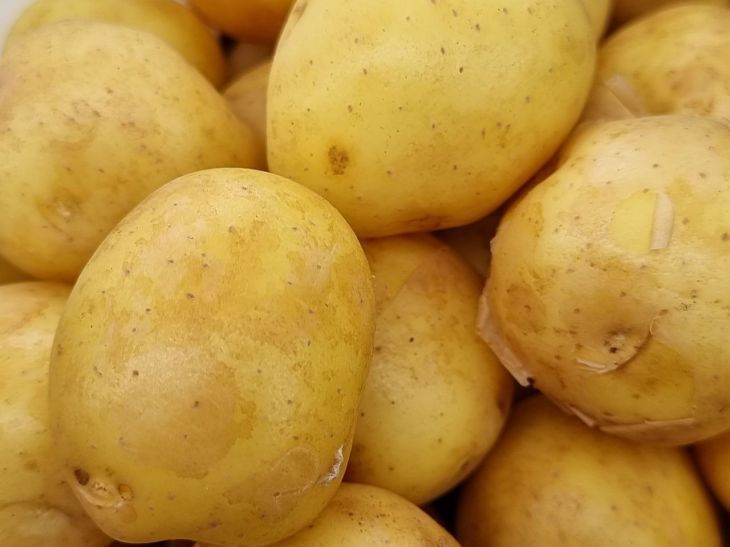 Картофель по-гречески: ароматный рецепт с хрустящей корочкой Картофель по-гречески: ароматный рецепт с хрустящей корочкой
