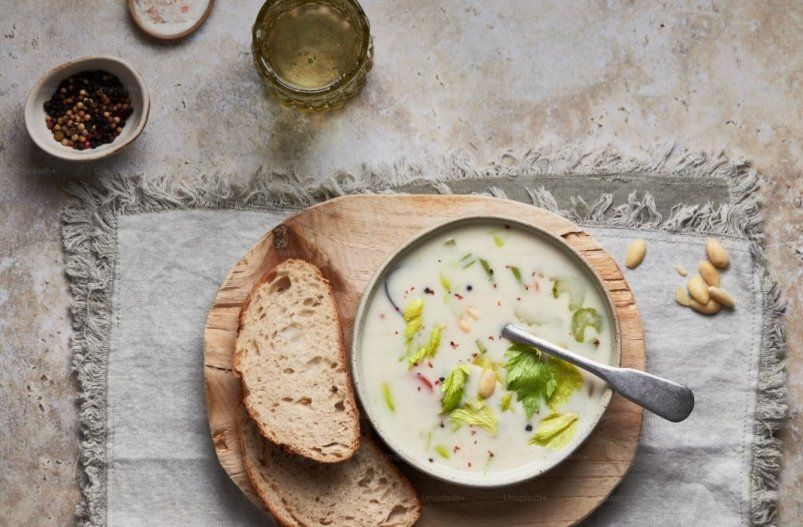 Кефир или квас: кто стал победителем в битве за вкус окрошки? Кефир или квас: кто стал победителем в битве за вкус окрошки?