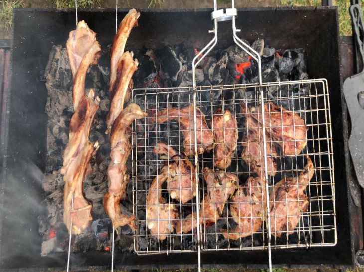 Секреты идеального гриля: как избежать прилипания мяса и овощей Секреты идеального гриля: как избежать прилипания мяса и овощей