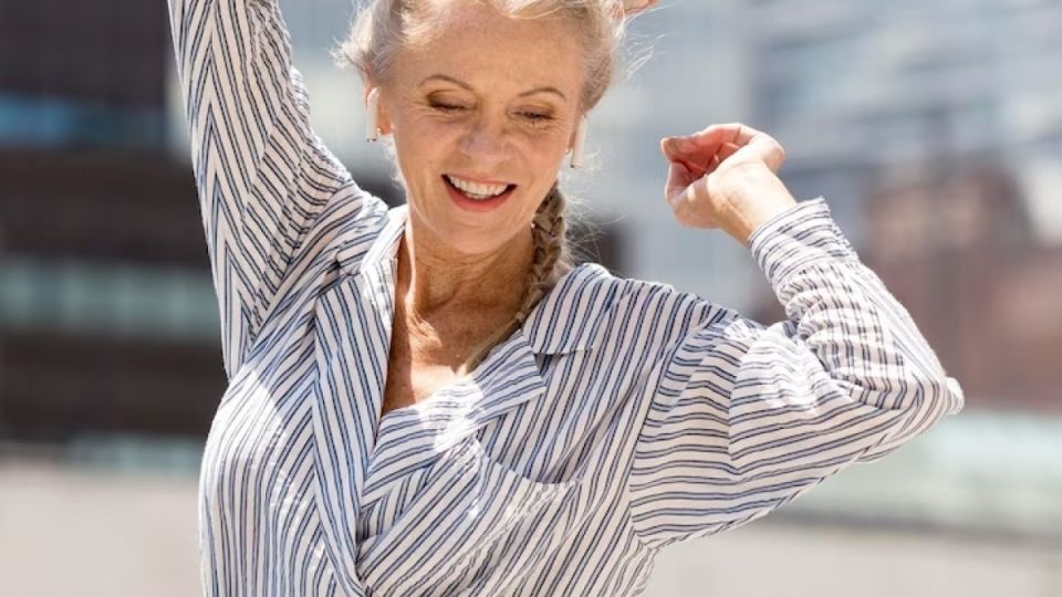 Секреты стиля для женщин 60+: как избежать ошибок и выглядеть элегантно Секреты стиля для женщин 60+: как избежать ошибок и выглядеть элегантно