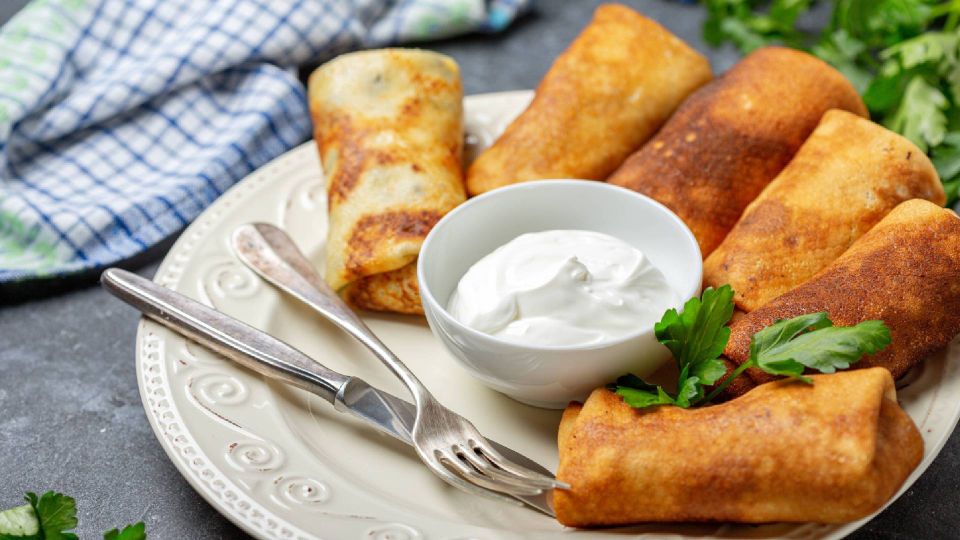 Как сделать мясную начинку для блинов по-настоящему сочной и вкусной Как сделать мясную начинку для блинов по-настоящему сочной и вкусной