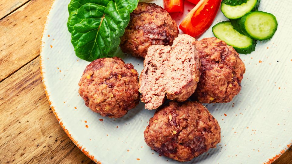 Как сделать котлеты пышными и сочными: секреты приготовления Как сделать котлеты пышными и сочными: секреты приготовления