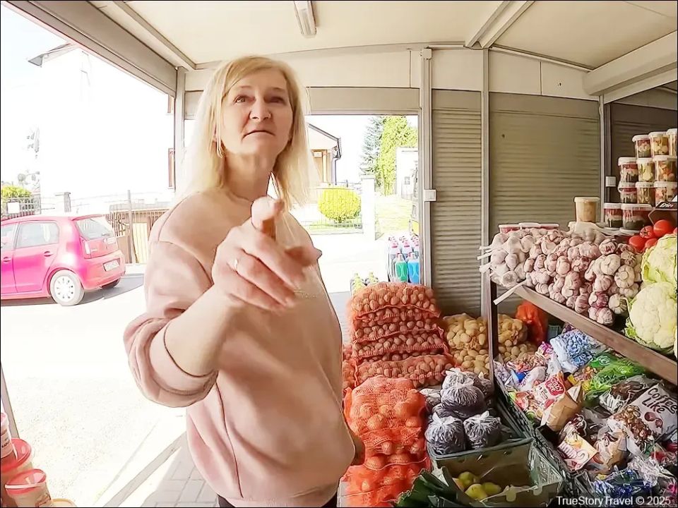 Тайны деревенских рынков: почему иностранцы скупают товары в Польше Тайны деревенских рынков: почему иностранцы скупают товары в Польше