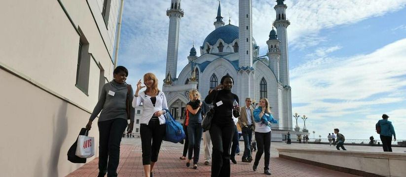 Казань встречает не всех: почему местные жители не всегда рады туристам