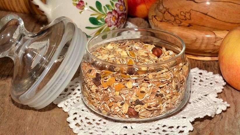 Вкусные и полезные овсяные батончики: готовим дома