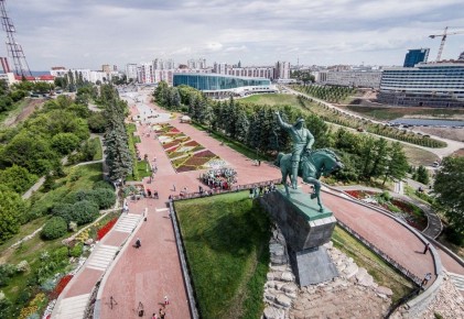 Почему платье Принцессы Дианы стало актуальной темой в контексте Украины