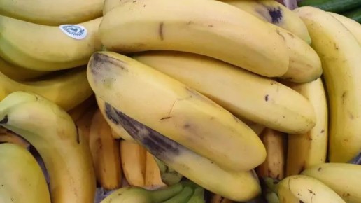 Как использовать переспелые бананы: 3 необычных лайфхака