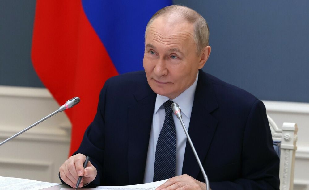 Встреча с героями семьи: Путин разговаривает с многодетными родителями Встреча с героями семьи: Путин разговаривает с многодетными родителями